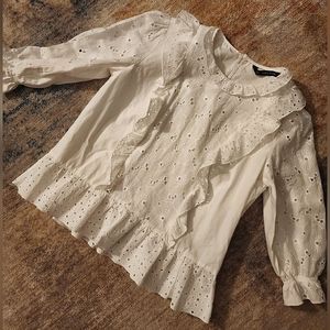 ** 2/$25 ** Zara Basic White Eyelet Peasant Top